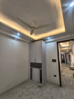 Furnished Amenities in 1 BHK Builder Floor at Sunshine Apartments Sector 73, Sector 73 – for Sale