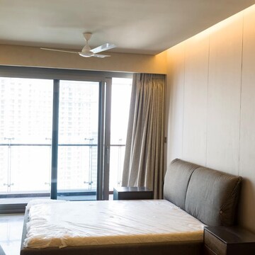 Bedroom in 4 BHK Apartment at Lodha World View, Empire Mill – for Rent