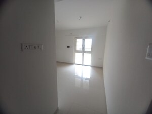 Room in 2 BHK Apartment at Kohinoor Zen Estate, Kharadi – for Rent