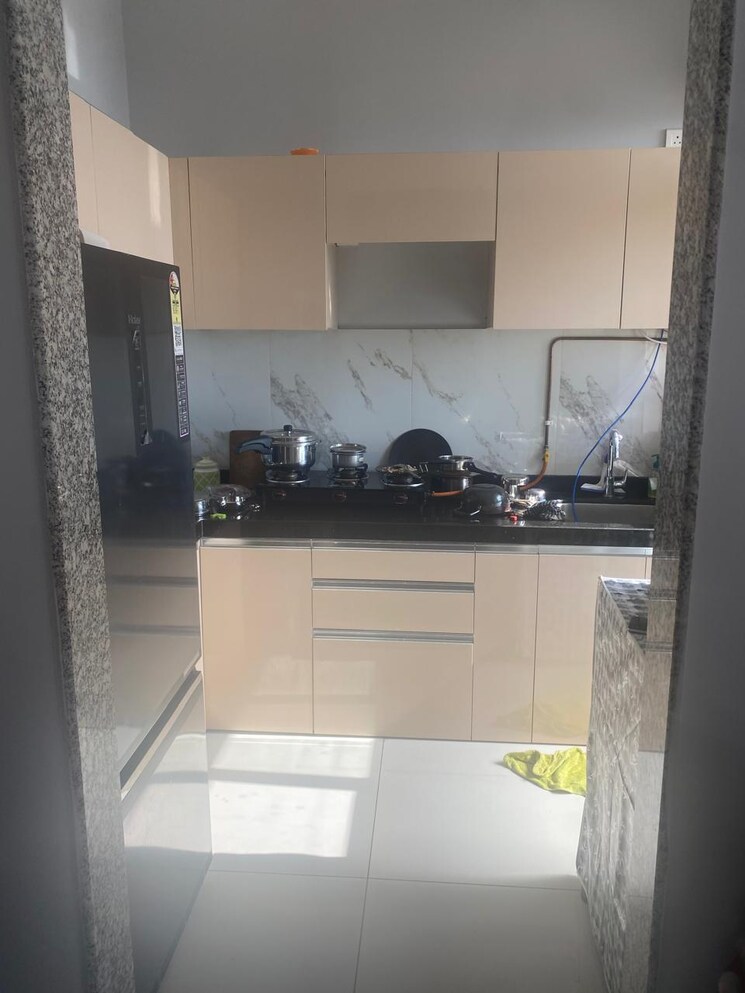 Kitchen, wadhwa-atmosphere-o2 2 Bedroom 582 Sq.Ft. Apartment In Mulund West Mumbai 9847007