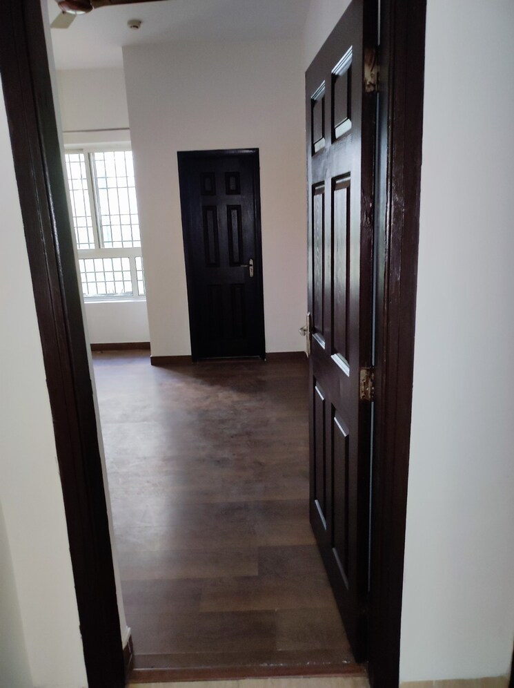 Room, 3c-lotus-boulevard 3 Bedroom 1650 Sq.Ft. Independent House In Sector 100 Noida 9847297