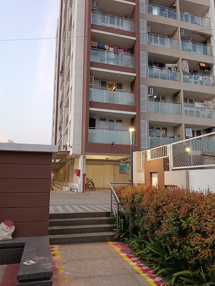 Exterior View, tirupati-regalia-phase-2 2 Bedroom 692 Sq.Ft. Apartment In Vishrantwadi Pune 9847629