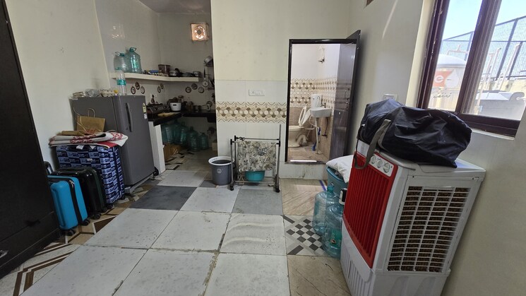 Cover Image, rwa-apartments-sector-19 1 Bedroom 450 Sq.Ft. Independent House In Sector 19 Noida 9848560