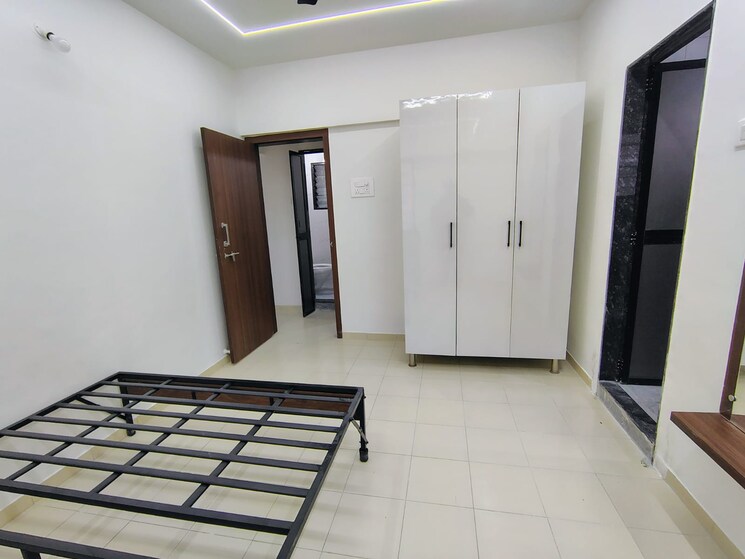 Room, karan-gharonda 3 Bedroom 1400 Sq.Ft. Apartment In Wadgaon Sheri Pune 9848674