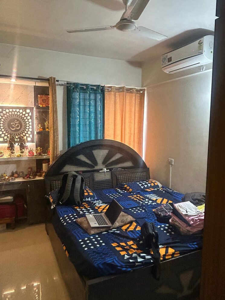  Parking, dreams-elina 2 Bedroom 1000 Sq.Ft. Apartment In Hadapsar Pune 9850543