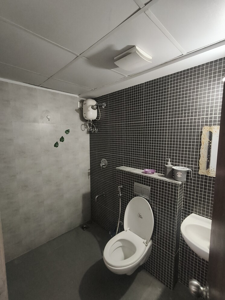 Bathroom, lodha-downtown 2.5 Bedroom 780 Sq.Ft. Apartment In Dombivli East Thane 9852904