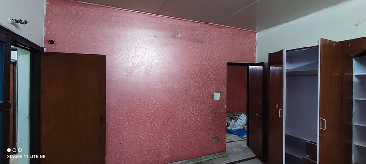 Room, rwa-apartments-sector-20 2 Bedroom 850 Sq.Ft. Builder Floor In Sector 20 Noida 9853425