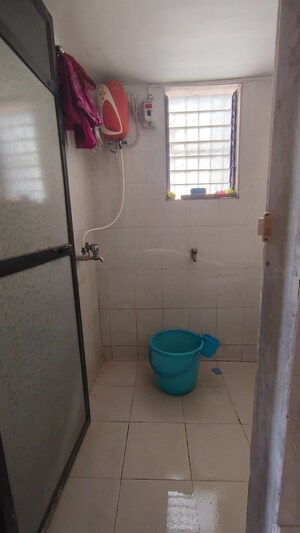 Bathroom in 1 BHK Apartment at Dombivli West – for Rent
