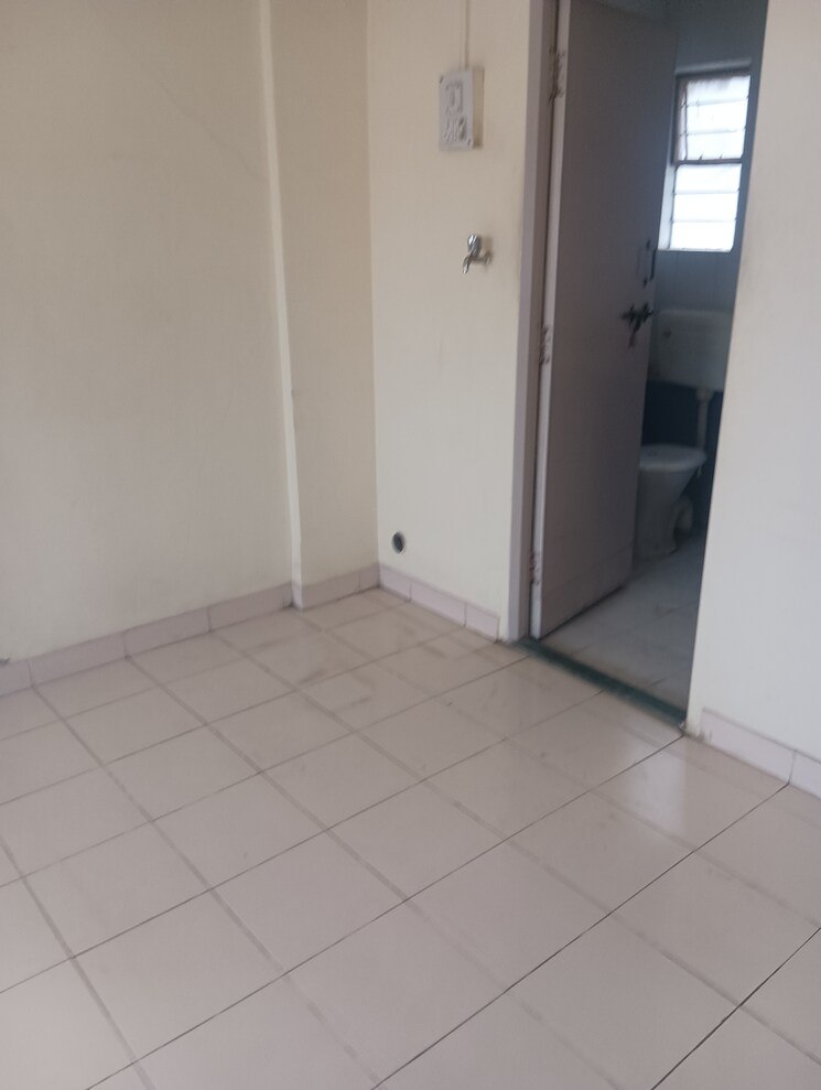 Cover Image, deshpande-garden 2 Bedroom 1000 Sq.Ft. Apartment In Narhe Pune 9853507