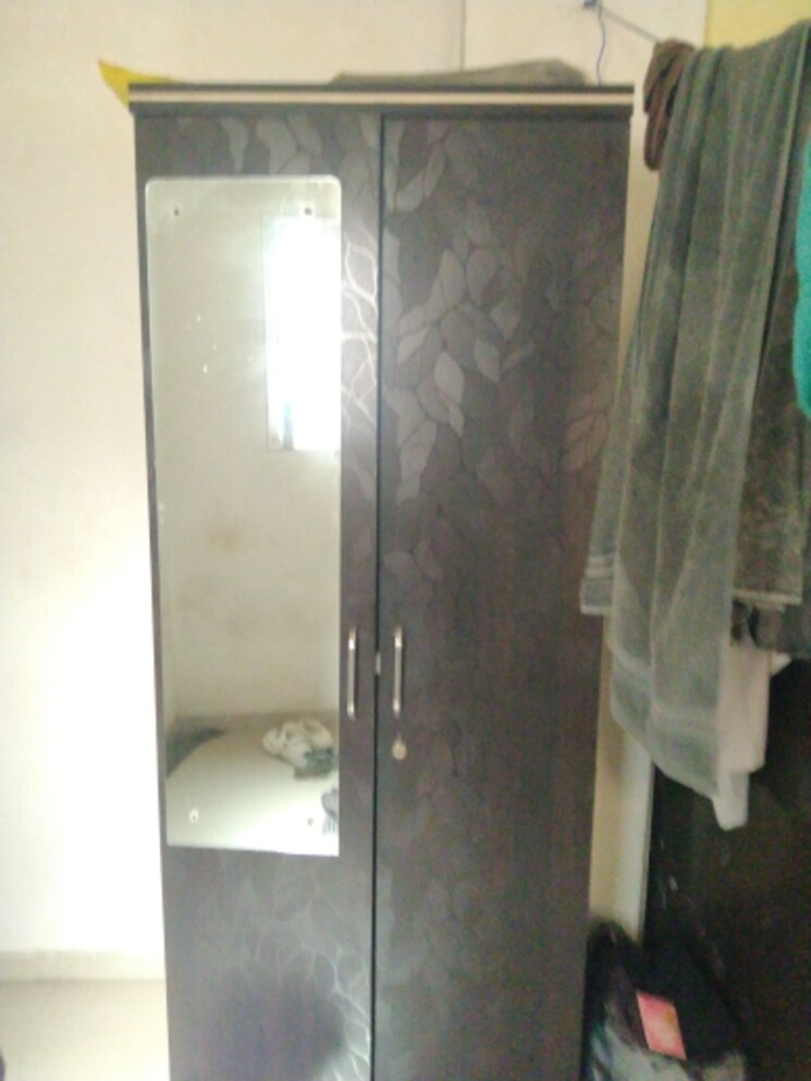 Bathroom, mig-colony-gokhalenagar 1 Bedroom 500 Sq.Ft. Apartment In Gokhalenagar Pune 9622719