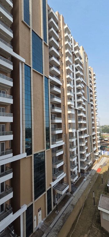 Kashish Manor One
