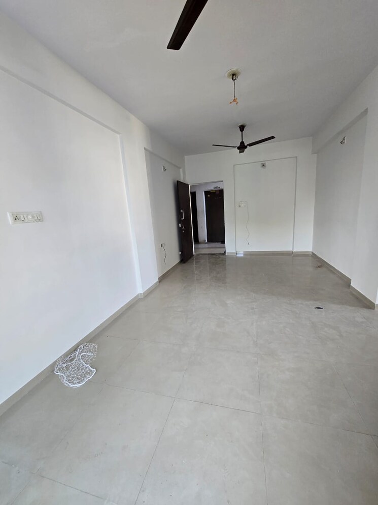 Room, vadodara 3 Bedroom 1550 Sq.Ft. Apartment In Vadodara Vadodara 9853961