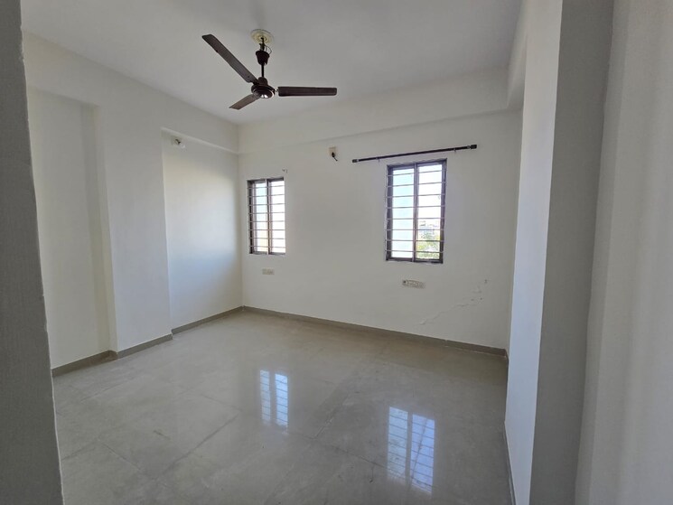 Room, vadodara 3 Bedroom 1550 Sq.Ft. Apartment In Vadodara Vadodara 9853961