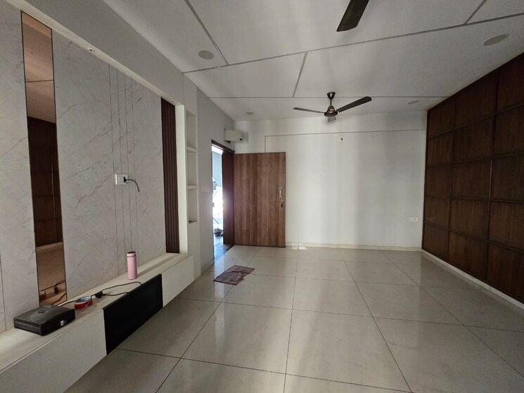 undefined, savli 3 Bedroom 1650 Sq.Ft. Apartment In Savli Vadodara 9854141