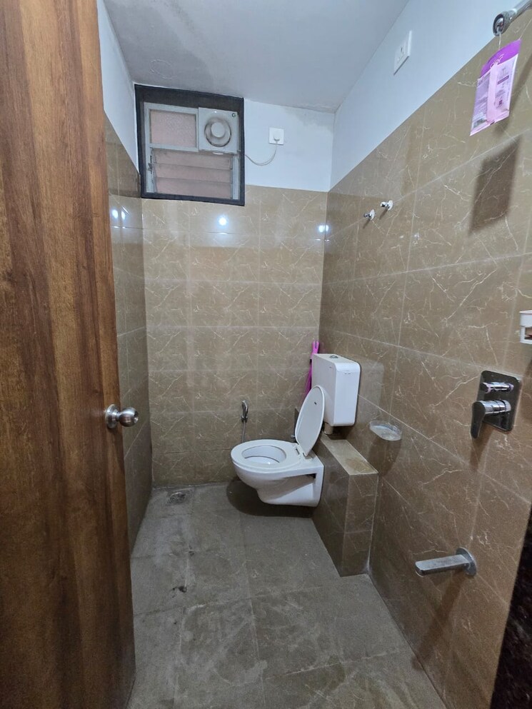 Bathroom, savli 3 Bedroom 1650 Sq.Ft. Apartment In Savli Vadodara 9854141