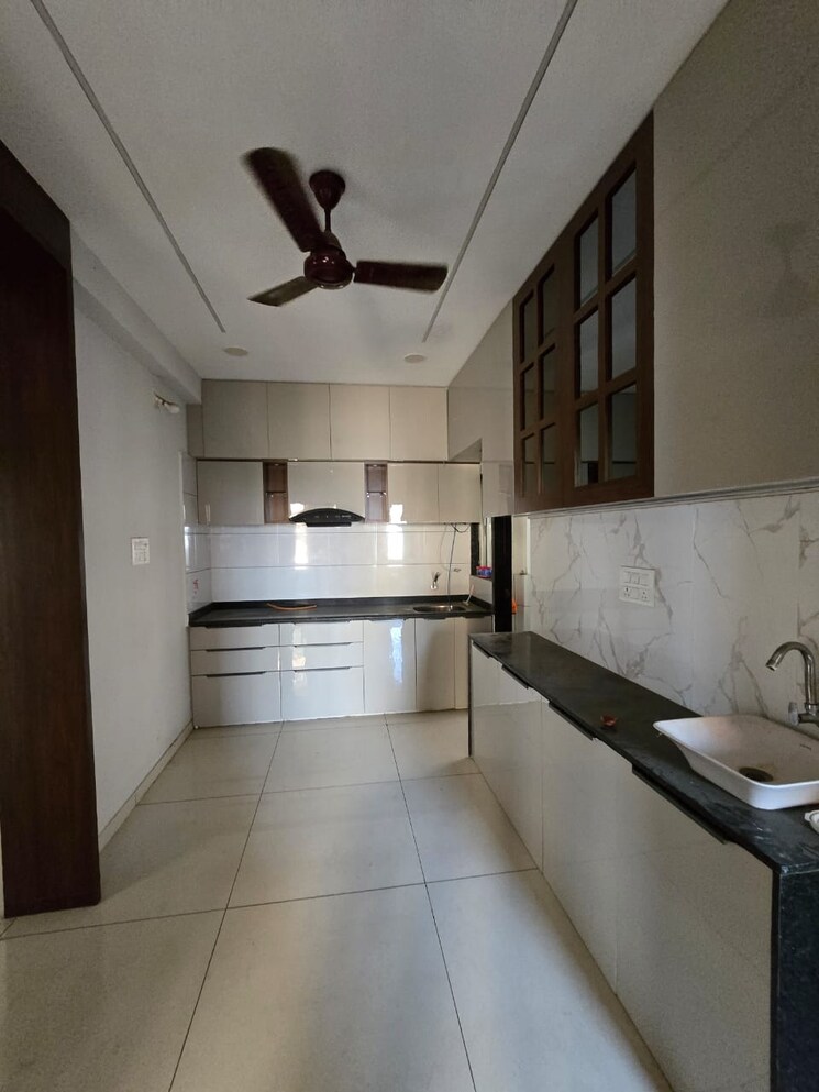 Kitchen, savli 3 Bedroom 1650 Sq.Ft. Apartment In Savli Vadodara 9854141
