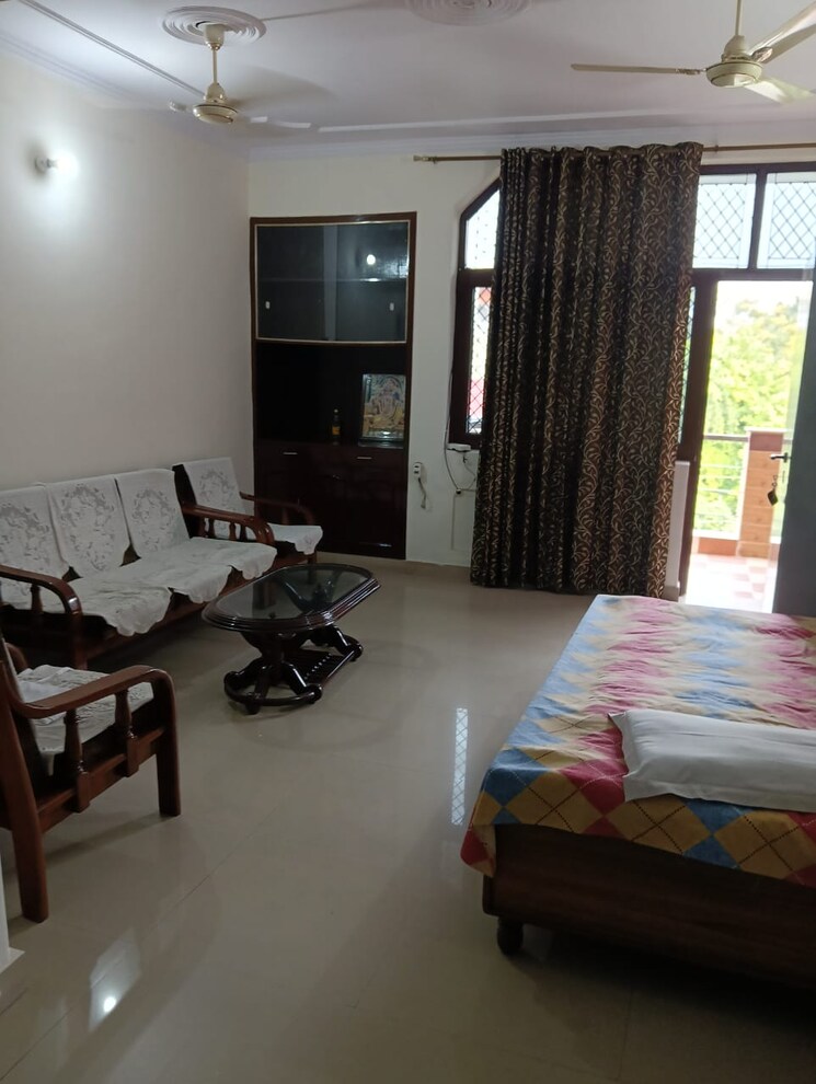 Cover Image, sector 55 3 Bedroom 2060 Sq.Ft. Independent House In Sector 55 Noida 9855310