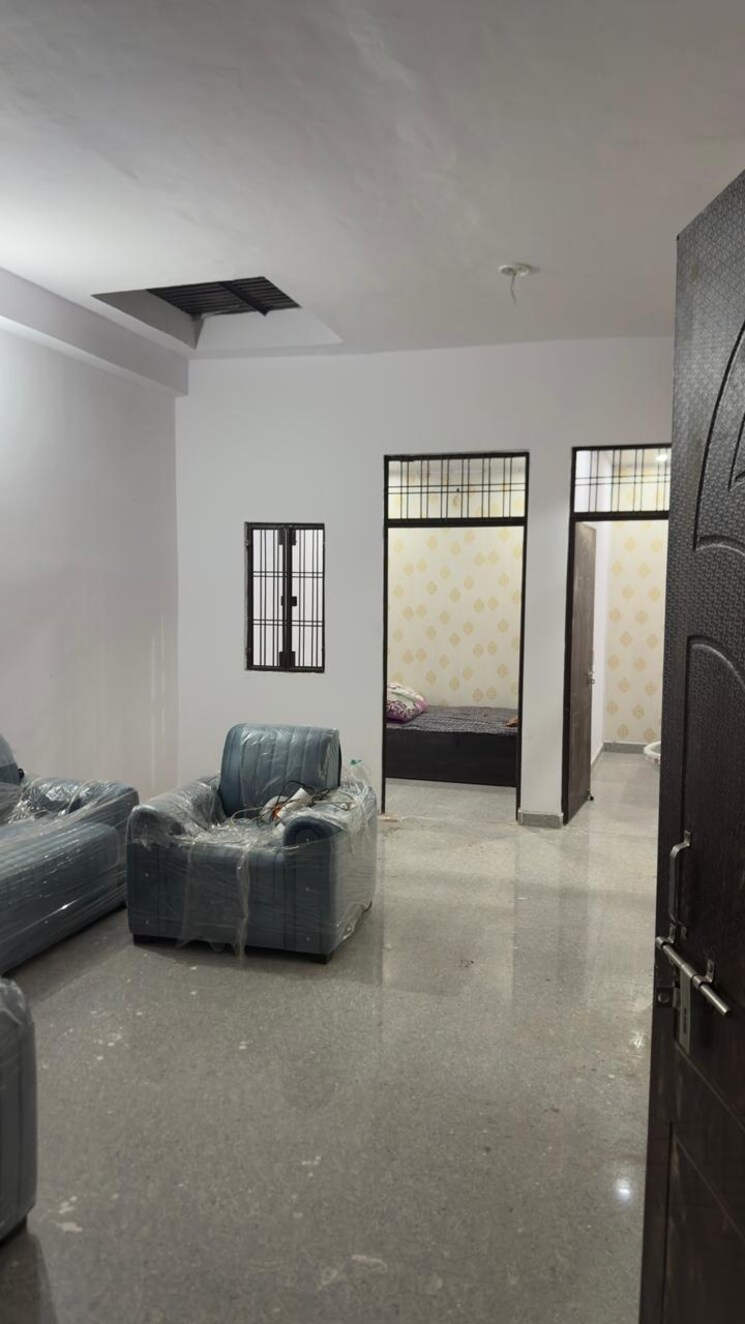 Living Room, gomti nagar 3 Bedroom 1600 Sq.Ft. Villa In Gomti Nagar Lucknow 9855575