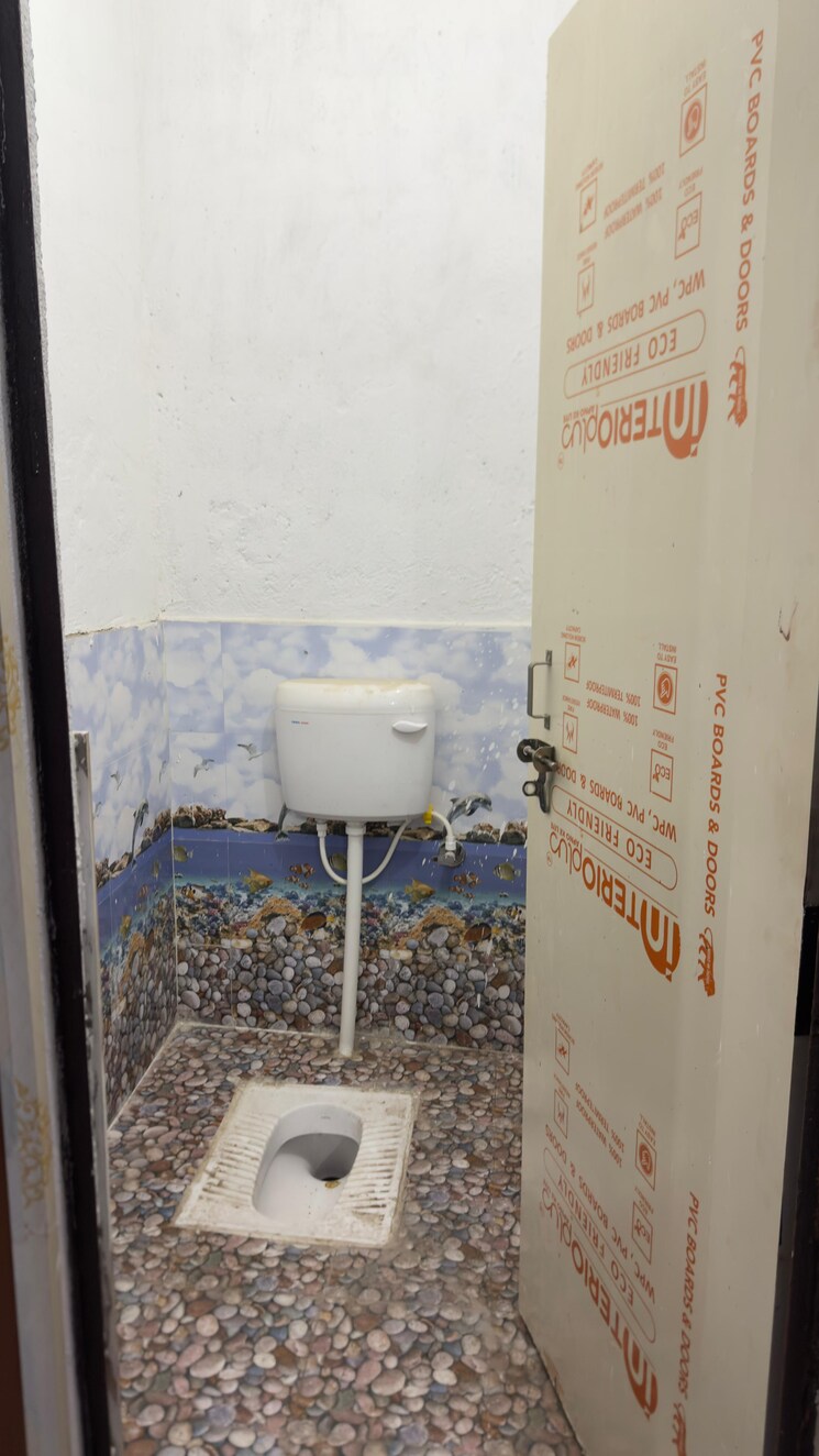 Bathroom, gomti nagar 3 Bedroom 1600 Sq.Ft. Villa In Gomti Nagar Lucknow 9855575