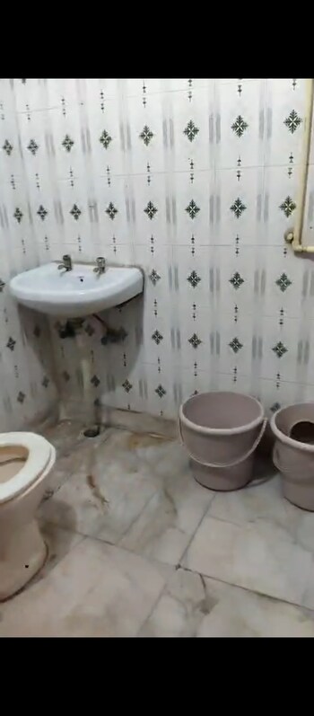 3 BHK Builder Floor for Rent in Gyan Khand I, Ghaziabad