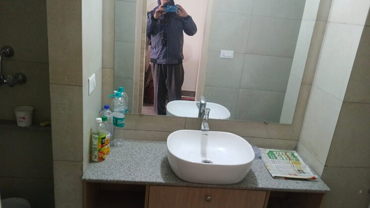 Bathroom, gaur-runway-suites Studio 460 Sq.Ft. Apartment In Gaur Yamuna City Greater Noida 9855843