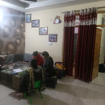 3 BHK Flat for Sale in Pandav Nagar, Ghaziabad