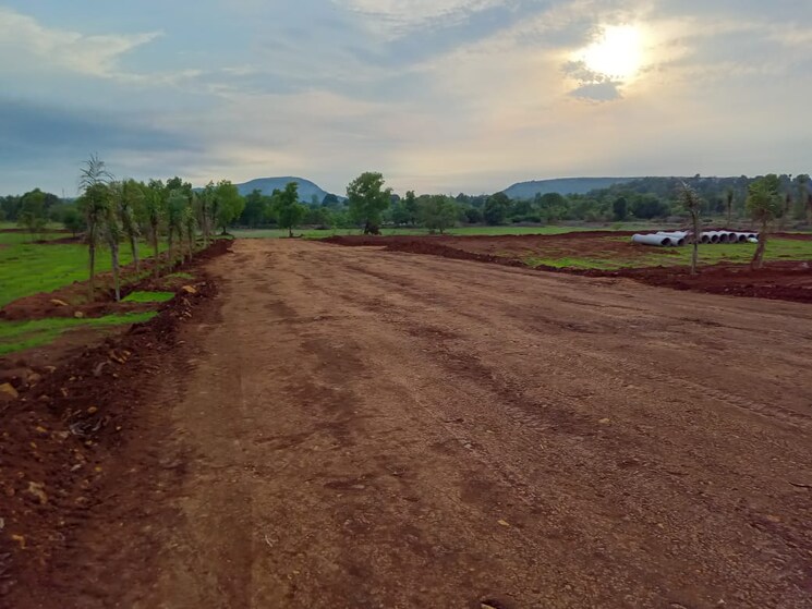 Cover Image, trimbak road  10 Sq.Yd. Plot In Trimbak Road Nashik 9856915