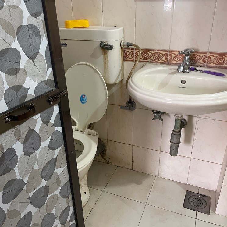 Bathroom, prasun-sai-radha 1 Bedroom 450 Sq.Ft. Apartment In Jaydev Singh Nagar Mumbai 9857020