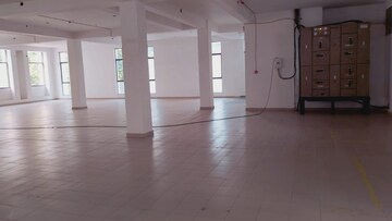  Shop For Rent in Chuna Mandi
