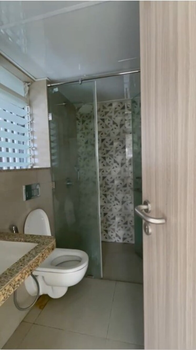 Bathroom, wadhwa-dukes-horizon 3 Bedroom 1560 Sq.Ft. Apartment In Chembur Mumbai 9858075