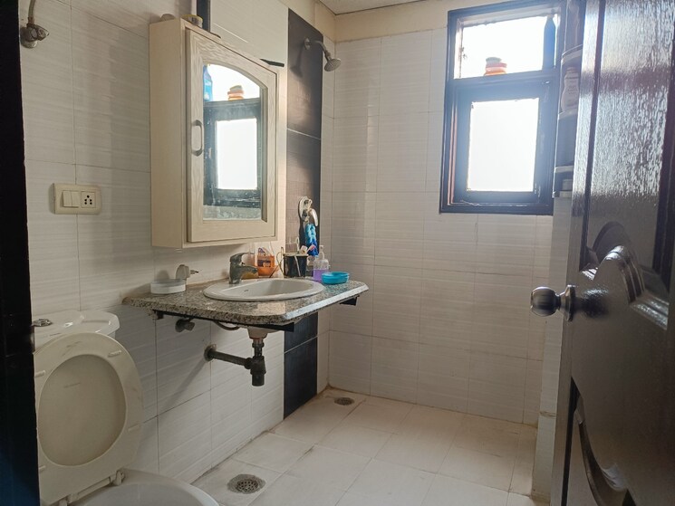 Master Bedroom, saviour-greenisle 3 Bedroom 1600 Sq.Ft. Apartment In Sain Vihar Ghaziabad 9859421