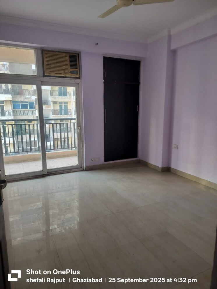 Room, saviour-greenisle 3 Bedroom 1600 Sq.Ft. Apartment In Sain Vihar Ghaziabad 9859421