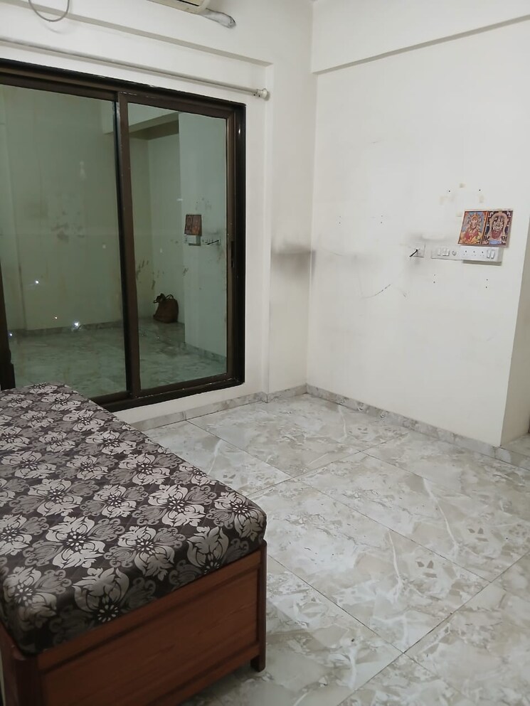 Bedroom, larkins-pride-palms 3 Bedroom 950 Sq.Ft. Apartment In Kolshet Road Thane 9860205