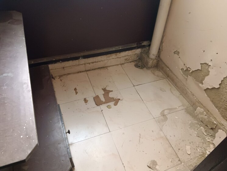 Bathroom, assotech-the-nest 2 Bedroom 1050 Sq.Ft. Apartment In Sain Vihar Ghaziabad 9860831