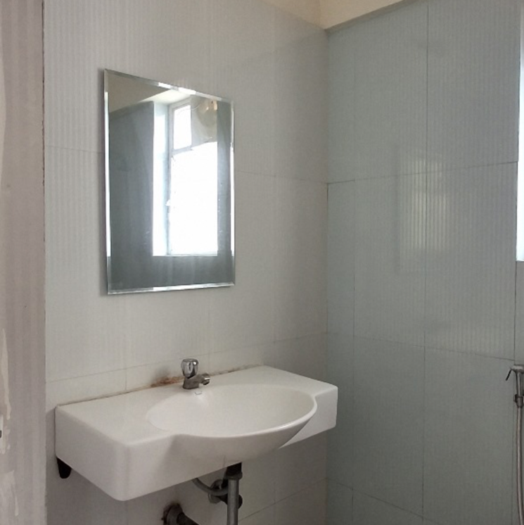 Bathroom, siddhivinayak-sunshree-emerald 3 Bedroom 1850 Sq.Ft. Apartment In Nibm Pune 9861051