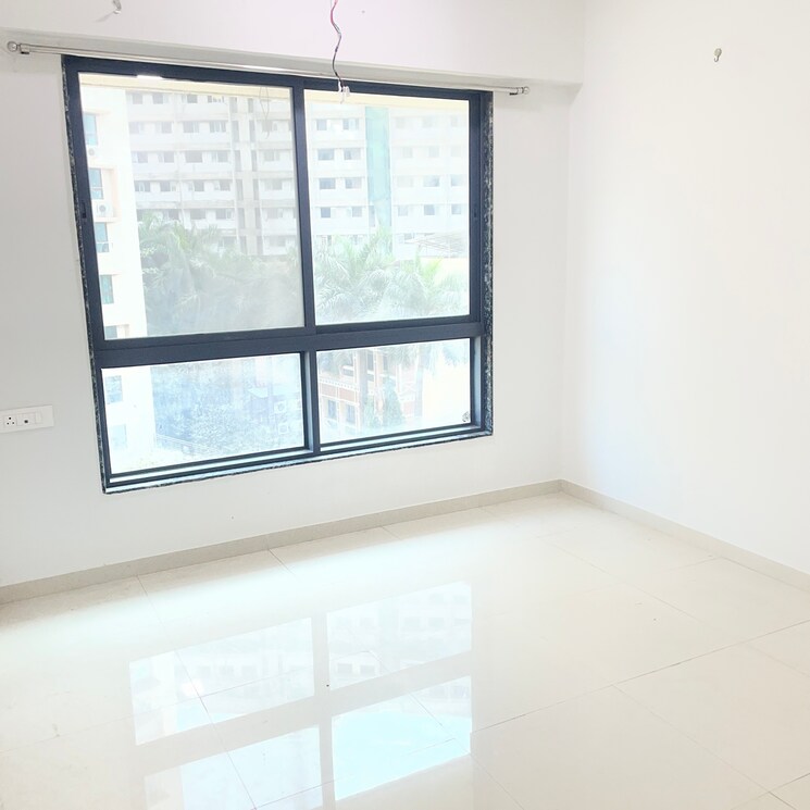 Room, runwal-forests 1.5 Bedroom 470 Sq.Ft. Apartment In Datar Colony Mumbai 9863672