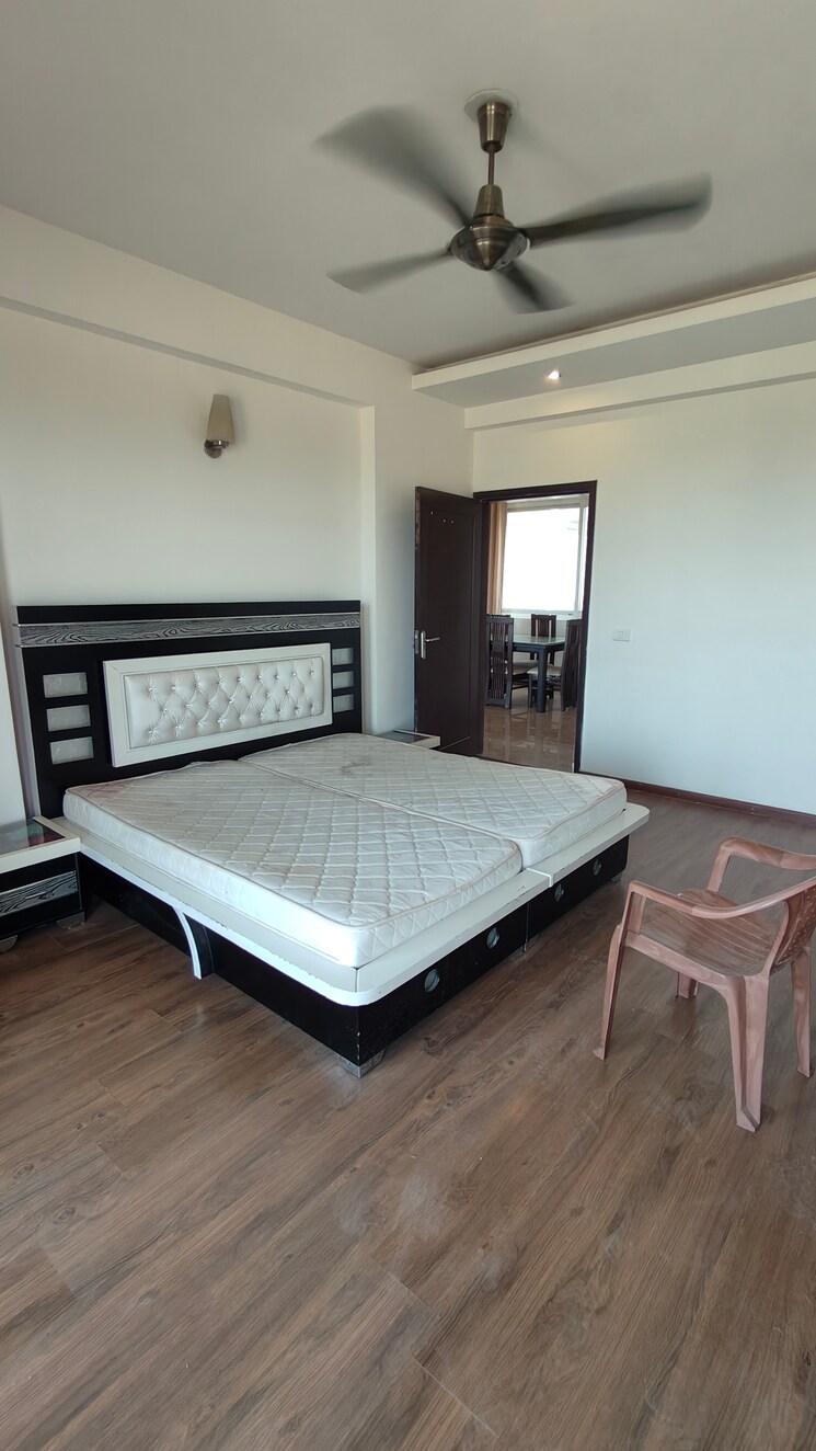 Bedroom, phullanwal 3 Bedroom 1800 Sq.Ft. Apartment In Phullanwal Ludhiana 9863684