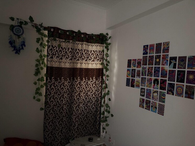 Living Room, gaur-yamuna-city-16th-park-view 2 Bedroom 1270 Sq.Ft. Apartment In Gaur Yamuna City Greater Noida 9864101