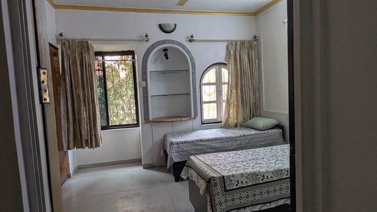 Bedroom, vashi sector 28 Pg For Boys In Vashi Sector 28 9864109