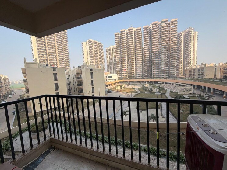 Exterior View, gaur-yamuna-city-16th-park-view 3 Bedroom 1450 Sq.Ft. Apartment In Gaur Yamuna City Greater Noida 9864119