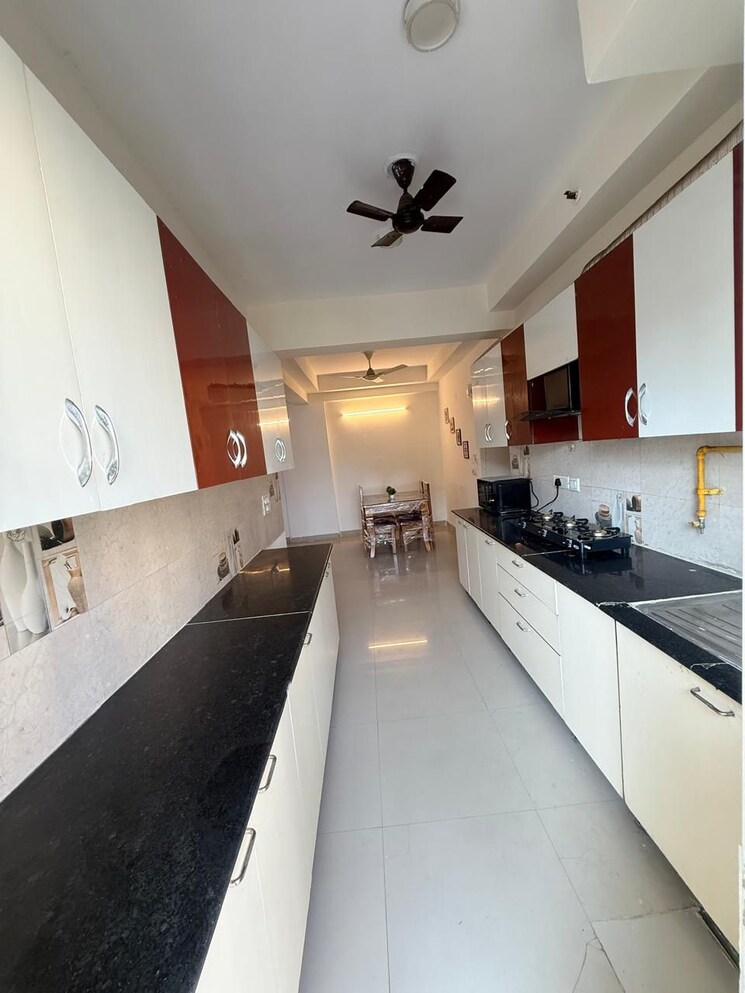 Kitchen, aims-golf-avenue-i Pg For Girls In Sector 75 9864532