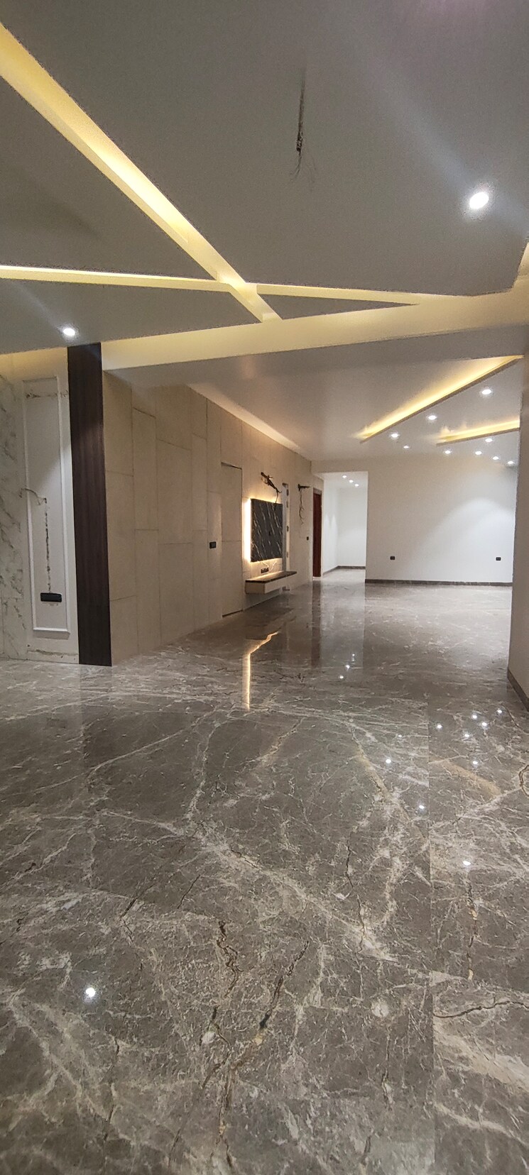 Cover Image, emaar-mgf-emerald-hills 4 Bedroom 500 Sq.Yd. Builder Floor In Sector 65 Gurgaon 9868122