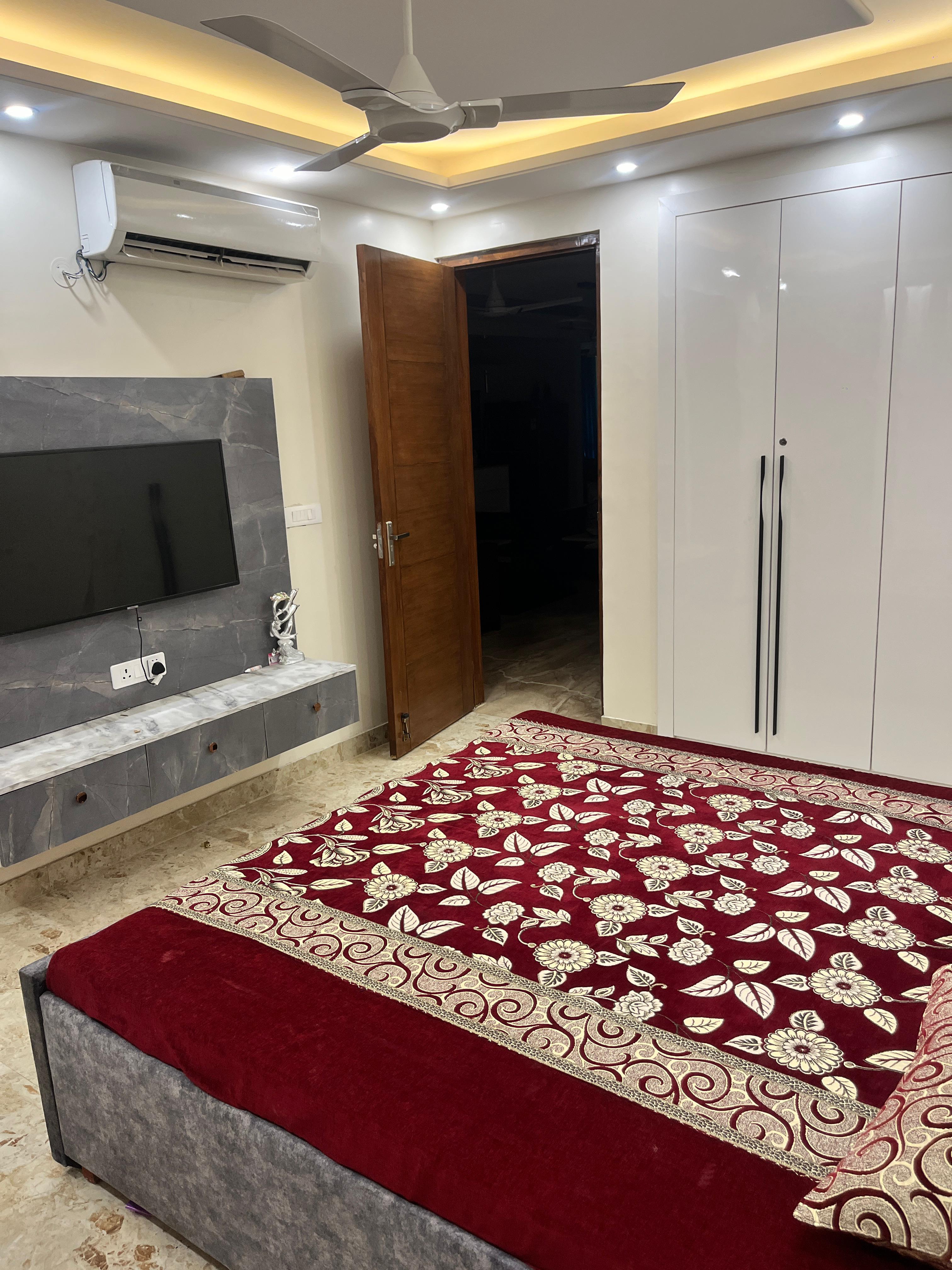 3 BHK + Pooja Room Builder Floor For Rent in Sector 57
