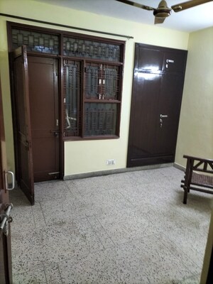 Room in 3 BHK Apartment at Dwarka – for Rent
