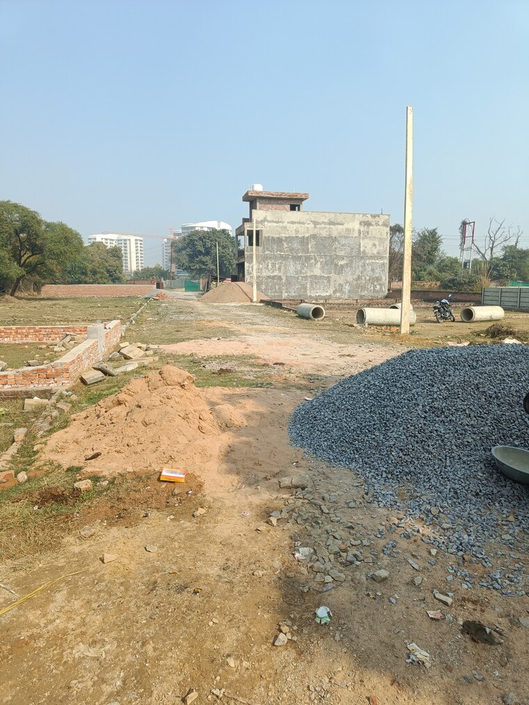 undefined, sushant golf city  1467 Sq.Ft. Plot In Sushant Golf City Lucknow 9869293
