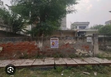  Plot For Sale in Kalindi Kunj