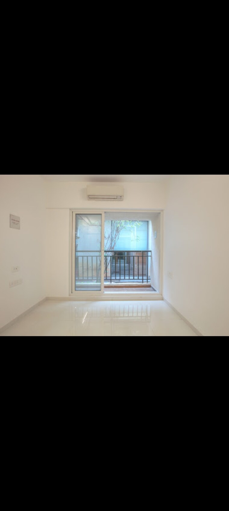 Room, dosti-west-county 1 Bedroom 322 Sq.Ft. Apartment In Balkum Pada Thane 9869236