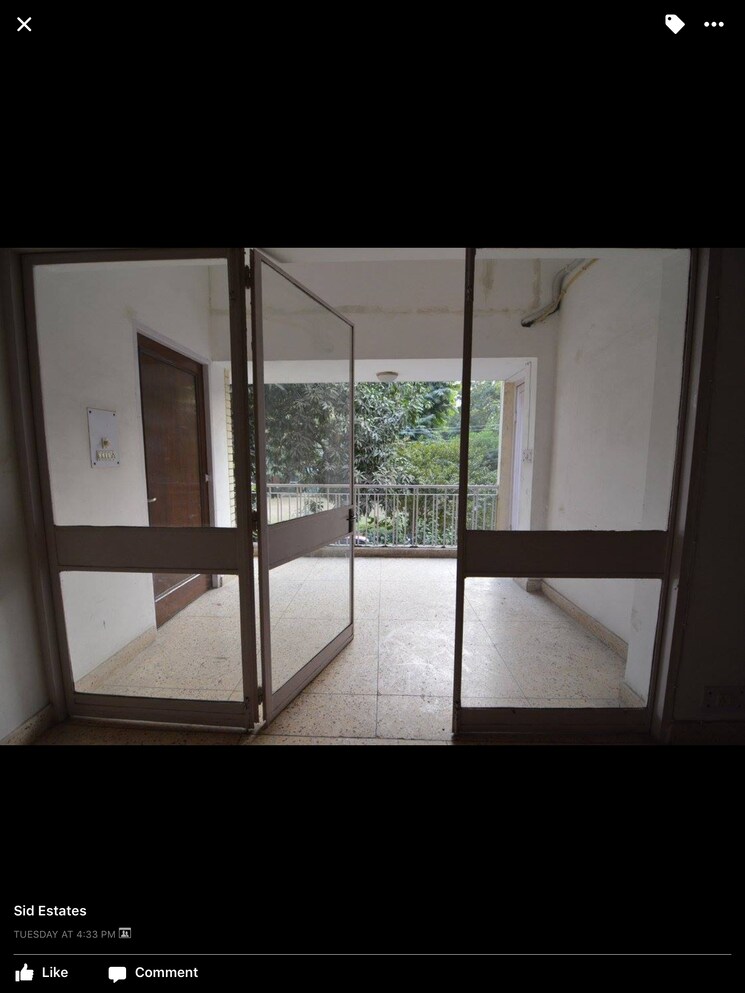 Room, nizamuddin east 3 Bedroom 1450 Sq.Ft. Apartment In Nizamuddin East Delhi 9869302