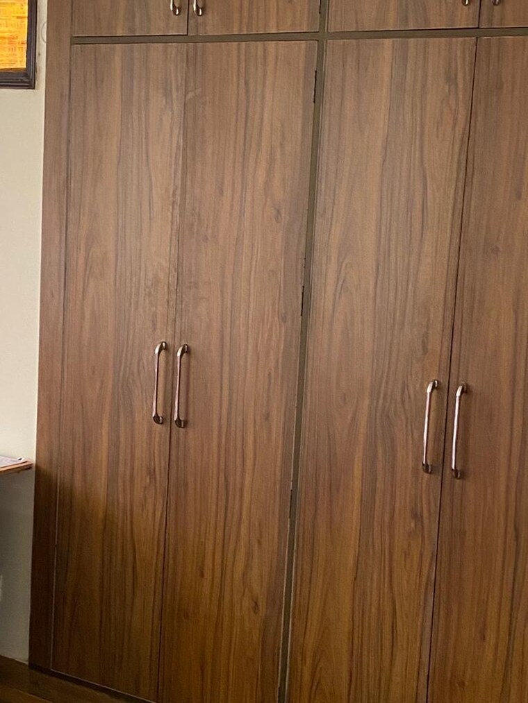 undefined, dwarka 3 Bedroom 2000 Sq.Ft. Apartment In Dwarka Delhi 9869634