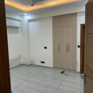 Room in 3 BHK Apartment at Ram Shanti Apartment, Sector 52 – for Rent